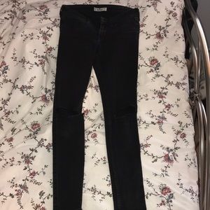 Hollister Knee Ripped Black Super Skinny Jeans